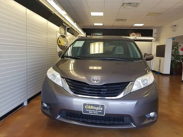 2012 Toyota Sienna 4d Wagon LE V6 w/Auto Access Seat for sale in Kyle, TX – photo 8
