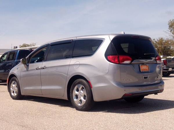 2019 Chrysler Pacifica Hybrid Touring Plus Extra MPGS! Low 13K for sale in Sarasota, FL – photo 6