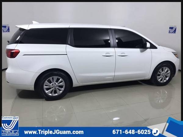 2017 Kia Sedona - - cars & trucks - by dealer for sale in Other, Other – photo 11