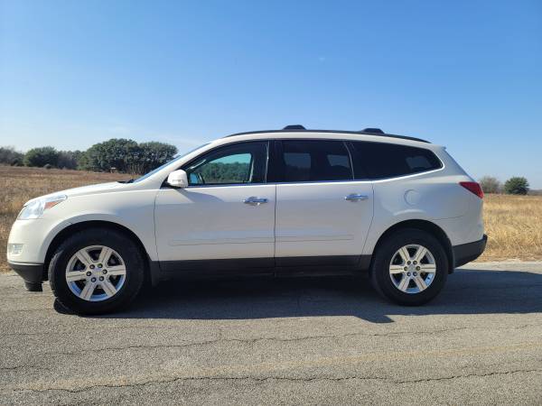 2012 Chevrolet Traverse AWD - - by dealer - vehicle for sale in Garland, TX – photo 2