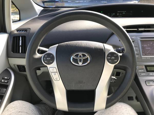 2014 Toyota Prius HYBRID Three, GAS SAVER, LOW MILES, WARRANTY. -... for sale in Mount Pocono, PA – photo 20
