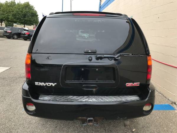 2004 GMC Envoy SLT L6 4.2L 4WD ~ $499 Sign and Drive for sale in Clinton Township, MI – photo 4