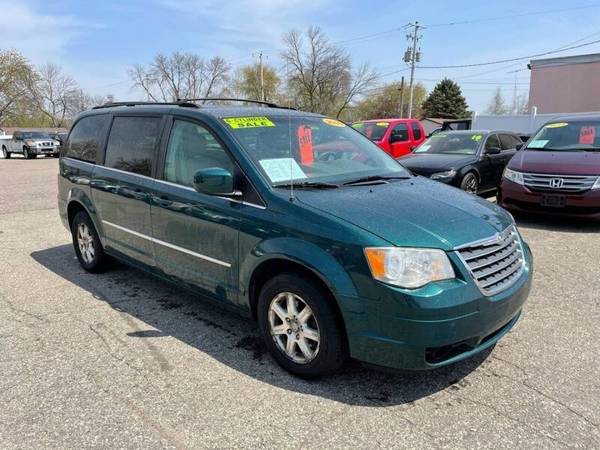 2009 Chrysler Town and Country Touring 4dr Mini Van for sale in Portage, WI – photo 3