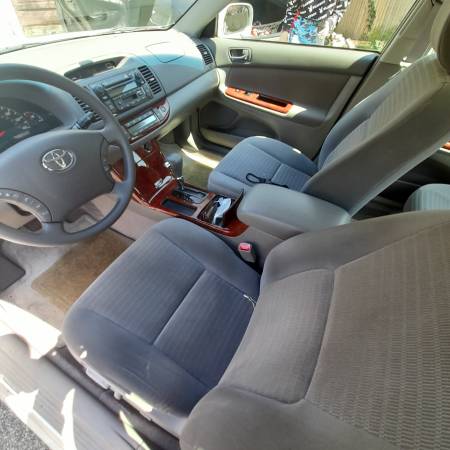 2005 Toyota Camry XLE 2 4 only 11K Original Miles for sale in Farmingdale, NY – photo 4