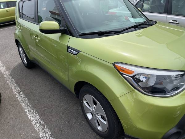 2015 Kia Soul Base Hatchback - - by dealer - vehicle for sale in Beaverton, OR – photo 2