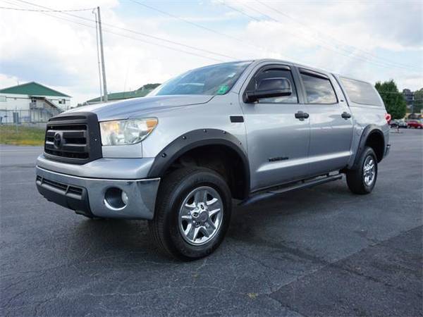 2010 Toyota Tundra truck SR5 - Silver for sale in Beckley, WV – photo 17