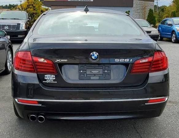 2014 BMW 5 Series 528i xDrive AWD 4dr Sedan EVERYONE IS APPROVED! for sale in Salem, MA – photo 4