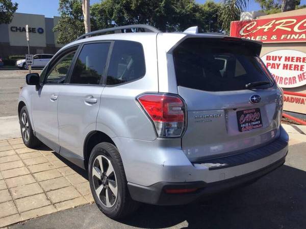 2017 Subaru Forester 1-OWNER! PREMIUM! AWD!! MOONROOF! BACK UP... for sale in Chula vista, CA – photo 6