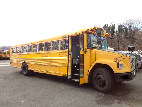 2006 SCHOOL BUS FREIGHTLINER 44/66 PASSANGER - cars & trucks - by... for sale in Yonkers, NY – photo 3