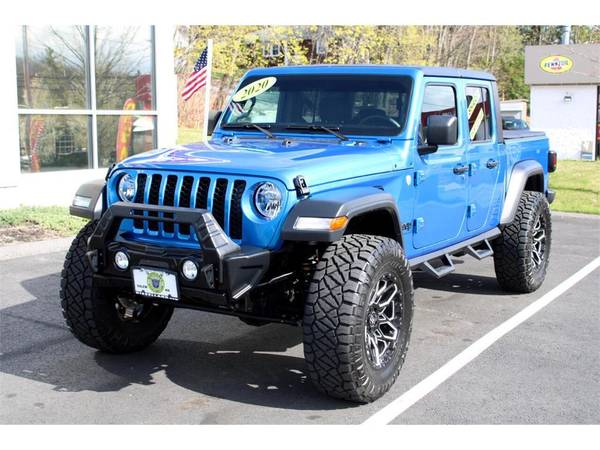 2020 Jeep Gladiator SPORT ONE OF A KIND MUST SEE ONLY 8, 840 MILES for sale in Salem, ME – photo 2