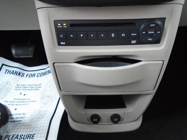 2012 Chrysler Town & Country 4dr Wgn Touring-L - - by for sale in Lumberton, NJ – photo 17