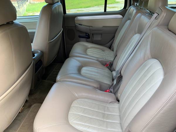 2005 mercury mountaineer (new tranny) for sale in North Grosvenordale, CT – photo 5