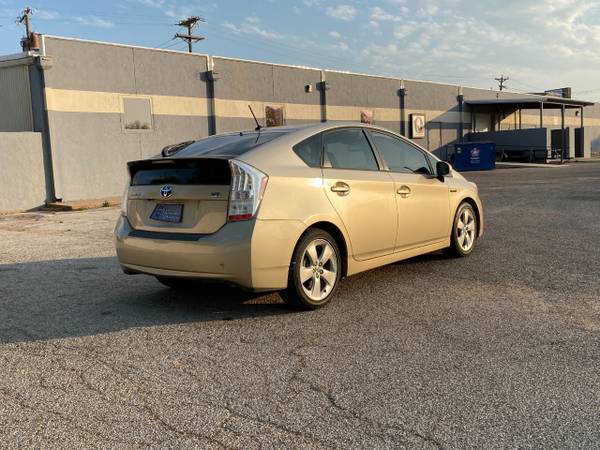 2011 Toyota Prius Prius V - - by dealer - vehicle for sale in SAN ANGELO, TX – photo 8