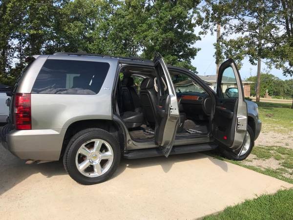 2008 Chevy Tahoe LTZ for sale in Waynesville, MO – photo 7