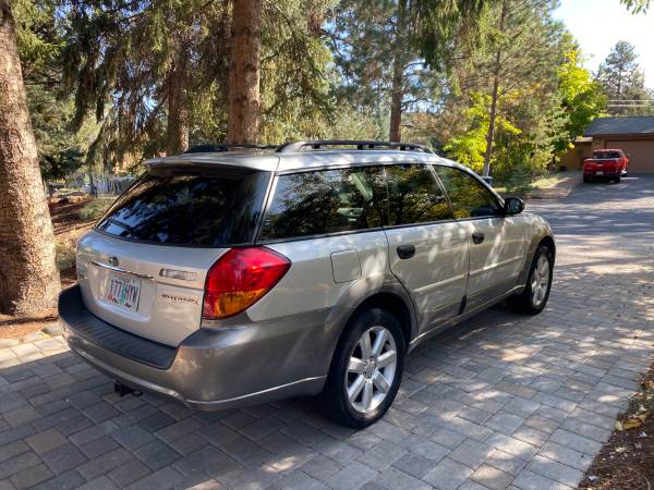 2007 Subaru Outback for sale in Bend, OR – photo 2