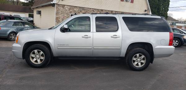 2013 GMC Yukon XL - - by dealer - vehicle automotive for sale in Northumberland, PA – photo 8
