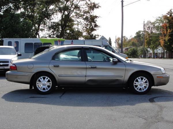 ( 2005 MERCURY SABLE LS ) Low Mileage Luxury Car. Serviced, Inspected for sale in mechanicville, NY – photo 3