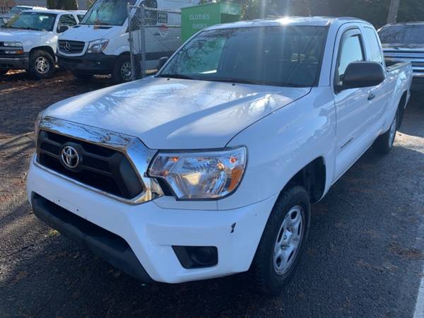 2015 Toyota Tacoma 2WD Access Cab I4 AT - cars & trucks - by dealer... for sale in Portland, OR – photo 3