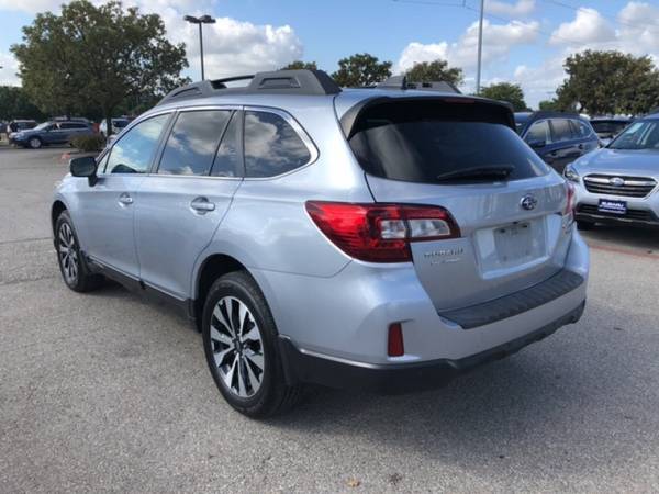 2017 Subaru Outback 3.6R Limited with for sale in Georgetown, TX – photo 3