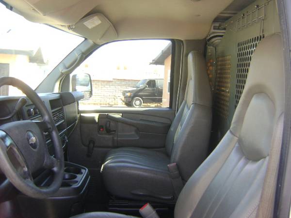 09 Chevy Express Cargo Van Ladder Rack ENCLOSED NO WINDOWS Utility... for sale in Corona, CA – photo 12