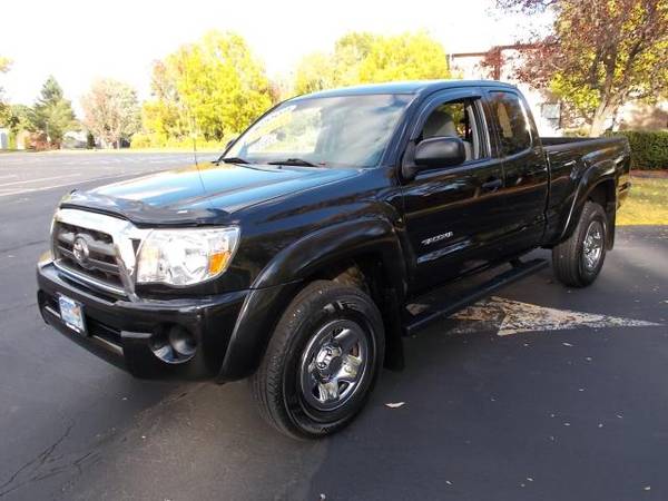 2009 Toyota Tacoma 2WD Access I4 MT PreRunner (Natl) - cars & trucks... for sale in Cohoes, MA – photo 2