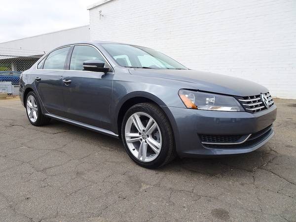 Volkswagen Passat VW TDI SE Diesel Leather w/Sunroof Bluetooth Cheap for sale in Raleigh, NC – photo 2