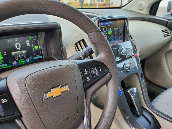2013 Chevy Volt - Super Clean - cars & trucks - by owner - vehicle... for sale in Carol Stream, IL – photo 12