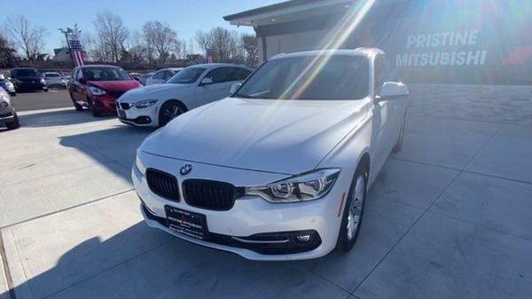 2018 BMW 3 Series 330i xDrive - - by dealer - vehicle for sale in Commack, NY – photo 4