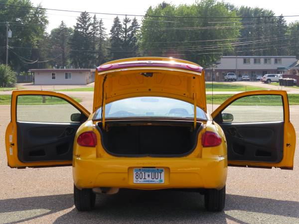 2003 Chevrolet Cavalier coupe, 32 MPG/hwy, 135xxx MILES, on SALE! for sale in Farmington, MN – photo 9
