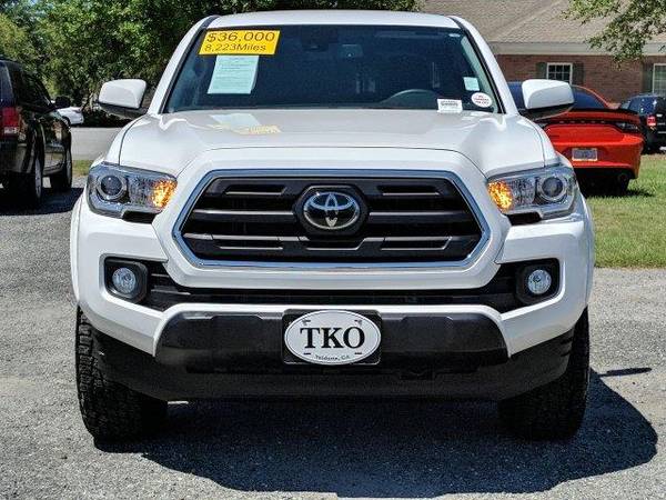 2018 Toyota Tacoma truck TRD Sport - SUPER WHITE [WHIT for sale in Valdosta, GA – photo 9