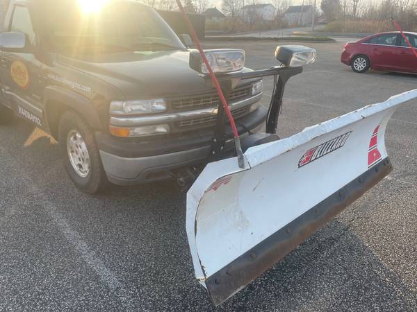 2001 Chevy 1500 4 WD & Heavy Duty Blizzard plow - - by for sale in Erie, PA – photo 3