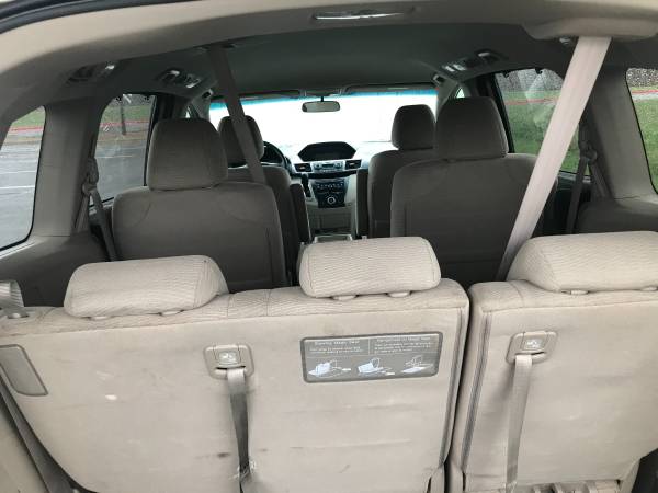 2011 Honda Odyssey EX - Roomy Interior, Gas Saver and Reliable VAN for sale in Austin, TX – photo 18