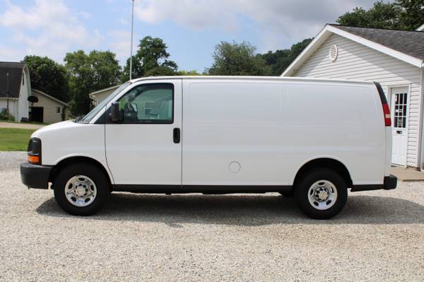 2010 CHEVROLET EXPRESS G2500 - cars & trucks - by dealer - vehicle... for sale in Newcomerstown, OH – photo 7