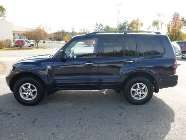 2002 MITSUBISHI MONTERO LIMITED VERY CLEAN 4X4 3RD ROW 7 PASS LEATHER for sale in Milford, ME – photo 2