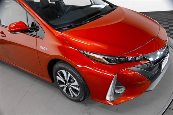 2018 Toyota Prius Prime Advanced Electric Hatchback - cars & trucks... for sale in Beaverton, OR – photo 14