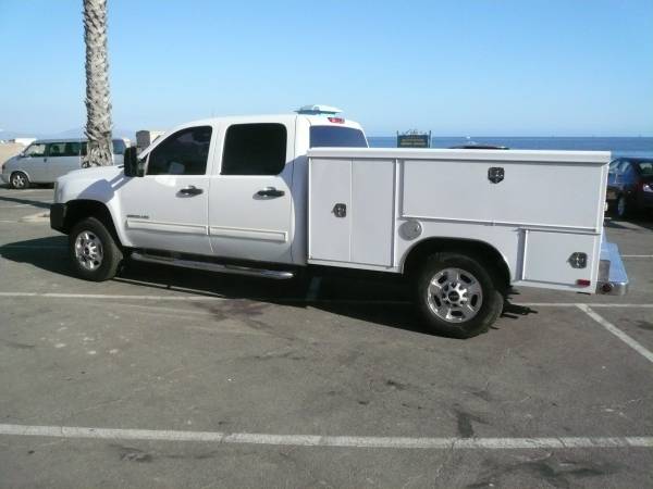 2011 GMC 2500HD Crew Cab 4X4 Utility Body for sale in Santa Barbara, CA – photo 3