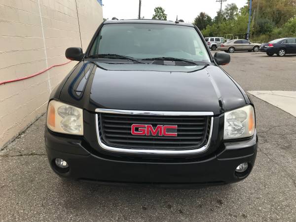 2004 GMC Envoy SLT L6 4.2L 4WD ~ $499 Sign and Drive for sale in Clinton Township, MI – photo 2