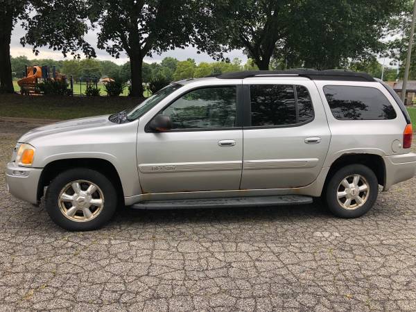 2006 GMC ENVOY XL SLT AWD **MECHANIC SPECIAL** for sale in Akron, OH – photo 2