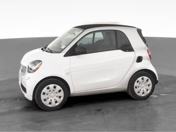 2017 smart fortwo Pure Hatchback Coupe 2D coupe White - FINANCE... for sale in Atlanta, AZ – photo 4