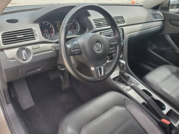 2015 *Volkswagen* *Passat* *4dr Sedan 1.8T Automatic SE for sale in Coconut Creek, FL – photo 7