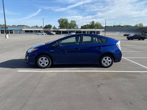 2010 Toyota Prius Hybrid Hatchback for sale in Richmond, IN – photo 2