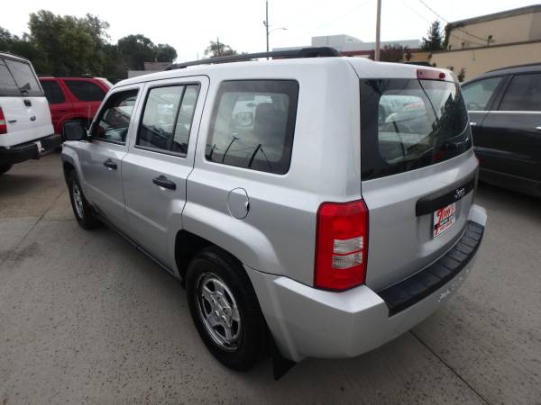 2009 Jeep Patriot Silver 5 Speed for sale in URBANDALE, IA – photo 5