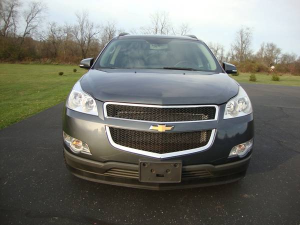 2010 CHEVROLET TRAVERSE - cars & trucks - by dealer - vehicle... for sale in Mansfield, OH – photo 8