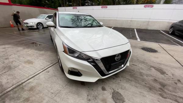 2019 Nissan Altima 2.5 S - cars & trucks - by dealer - vehicle... for sale in Great Neck, NY – photo 4