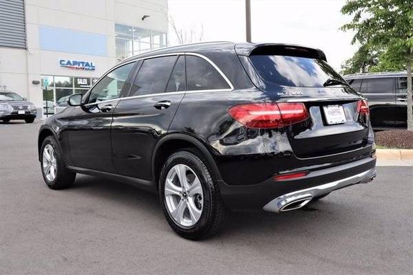 2018 Mercedes-Benz GLC GLC 300 - - by dealer - vehicle for sale in CHANTILLY, District Of Columbia – photo 6