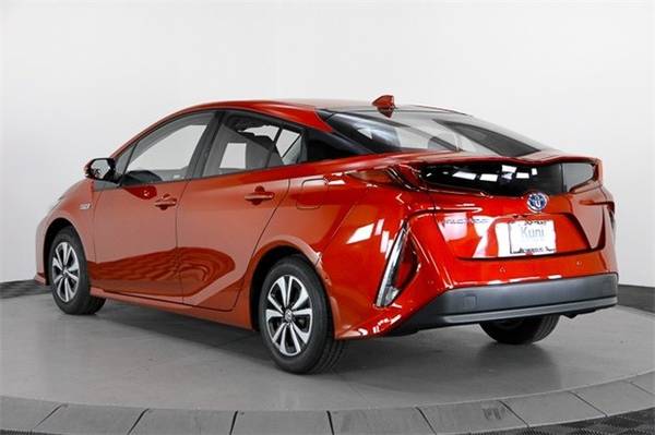 2018 Toyota Prius Prime Advanced Electric Hatchback - cars & trucks... for sale in Beaverton, OR – photo 5