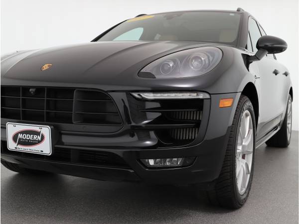 2017 Porsche Macan GTS - - by dealer - vehicle for sale in Tyngsboro, NH – photo 10