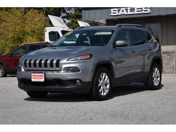 2015 Jeep Cherokee Latitude 4x4 4dr SUV - SUV - cars & trucks - by... for sale in Fair Haven, NY – photo 2