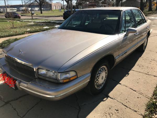 1995 Buick Park Ave - cars & trucks - by owner - vehicle automotive... for sale in Sioux City, IA – photo 3