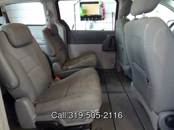 2008 Chrysler Town & Country 4dr Wgn LX - cars & trucks - by dealer... for sale in Waterloo, IA – photo 19
